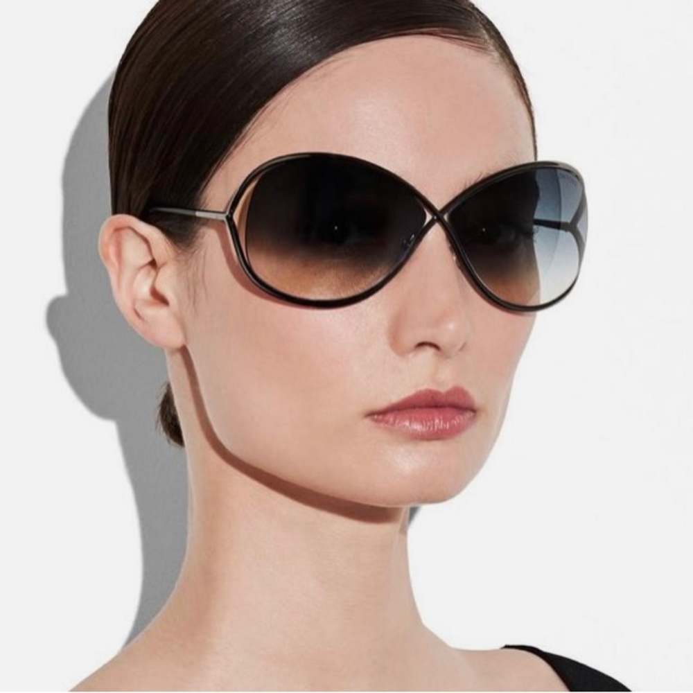 TOM FORD Sunglasses: Miranda TF130